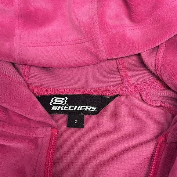 Skechers - long sleeve Velour hooded Jacket. Size 2 - Picture 5 of 6